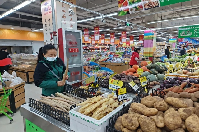 和林格爾縣生活物資儲備充足 疫情防控秩序井然