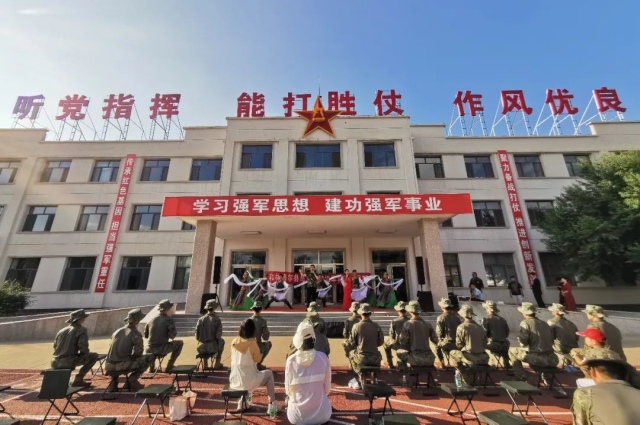 情系國防魚水情 同心共筑強軍夢