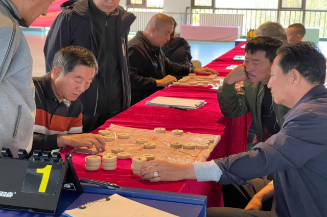 和林格爾縣開展九九重陽節敬老愛老活動
